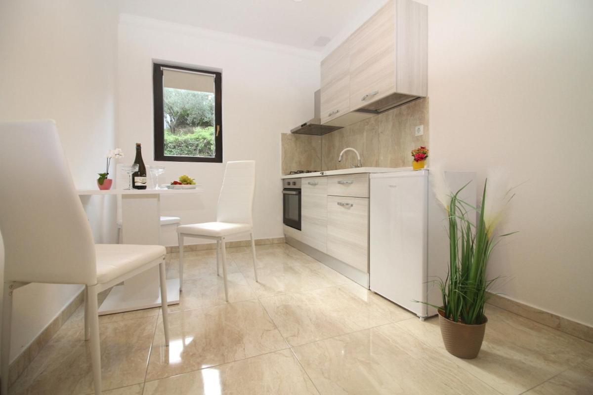 קופר Apartaments Paradise מראה חיצוני תמונה