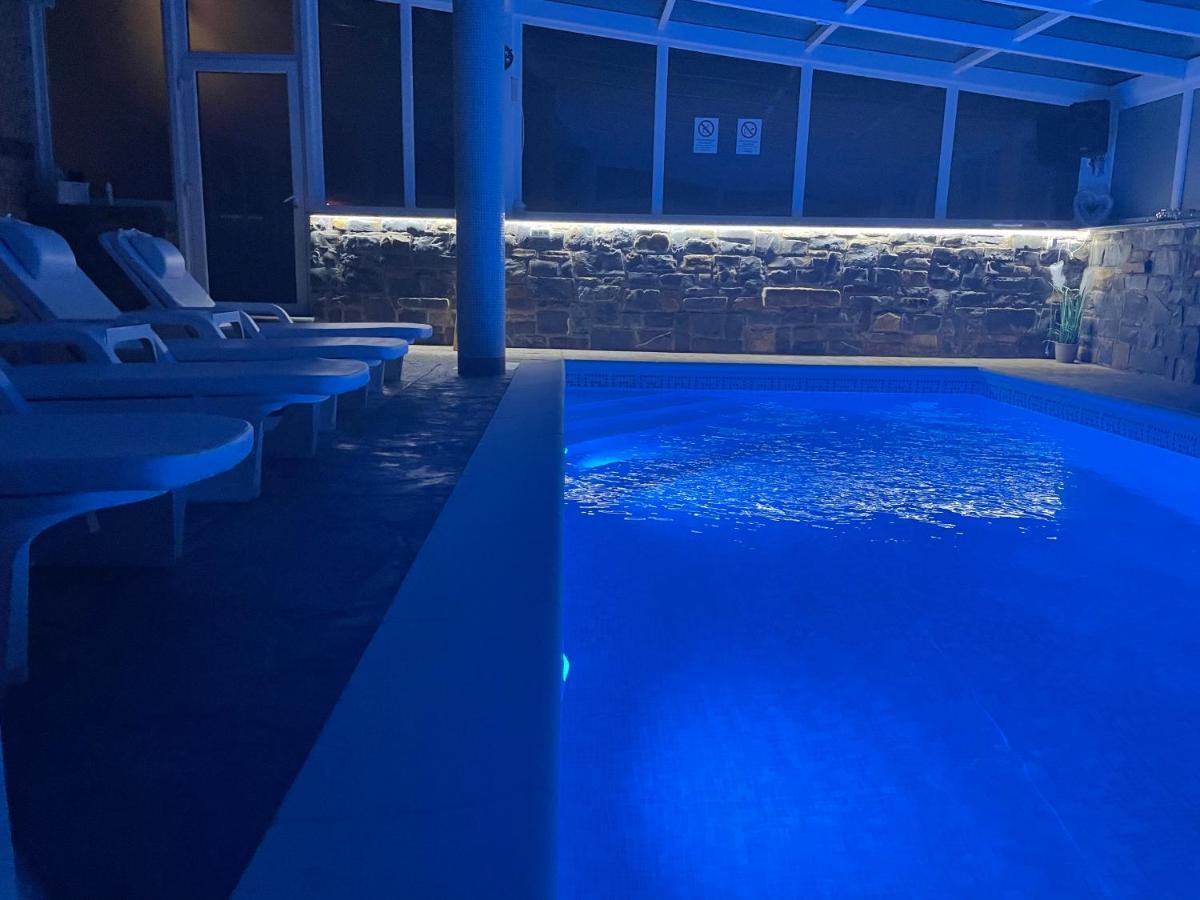 קופר Apartaments Paradise מראה חיצוני תמונה